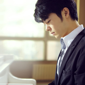 偷玩朋友丰满人妻好紧的亲身经历
